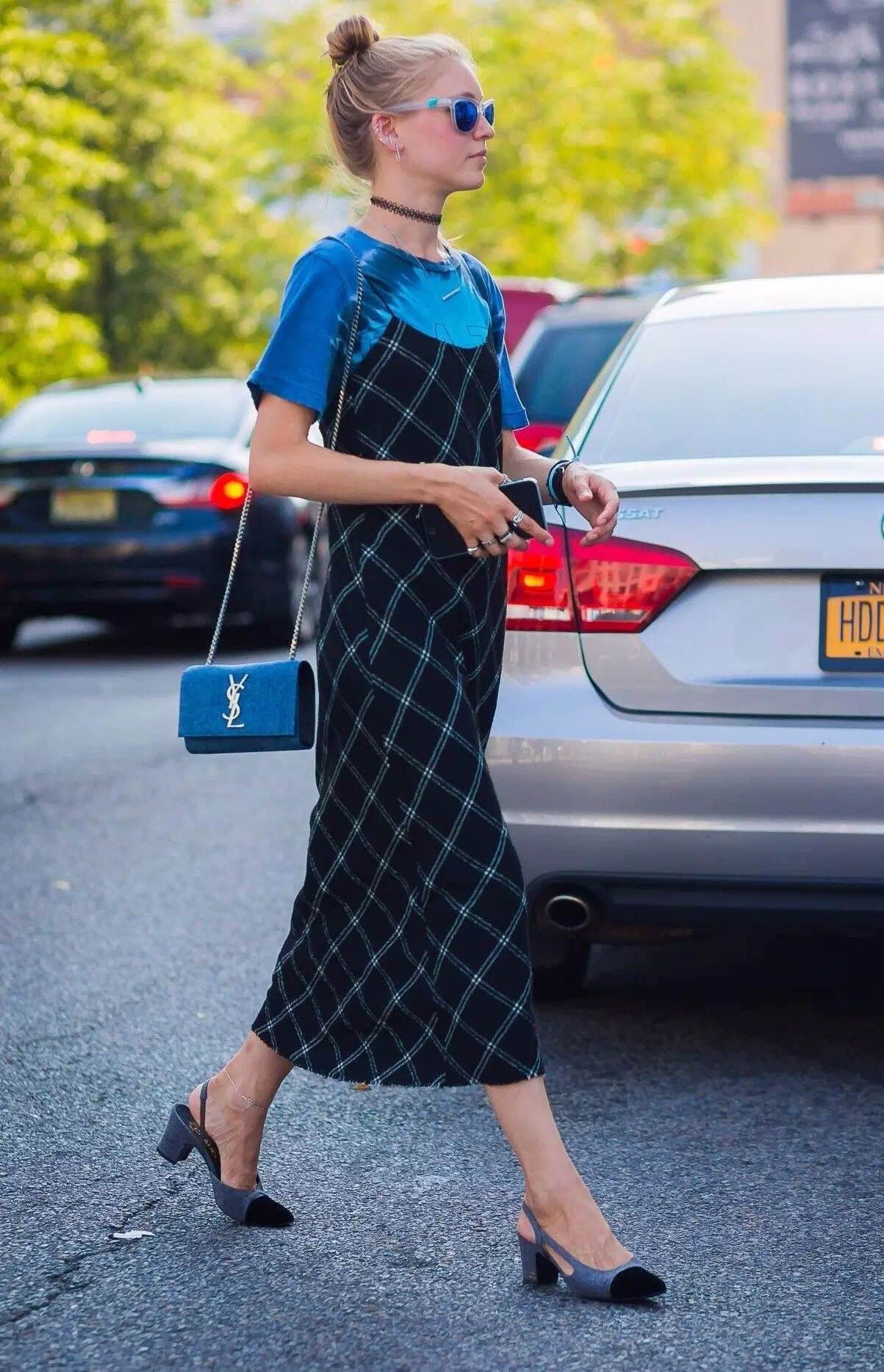 这双鞋也太好看了复古百搭又亮眼,这双鞋真的很好搭配秋冬