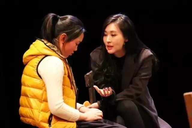 爱满蓉城丨全球首档公益互动体验心理剧真人秀《小艺的故事》成都站，期待您的体验！