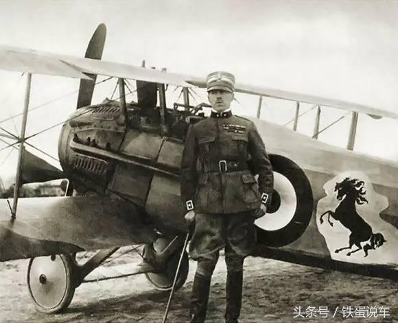 法拉利拉法富豪都不知道的秘密,厄齐尔法拉利对比