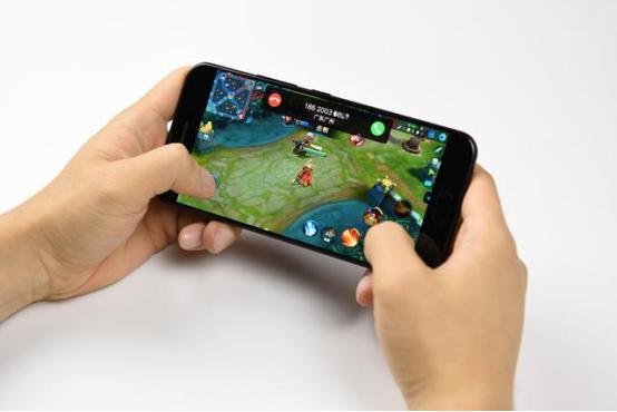 3000元左右是买华为还是vivo的好,2021建议买的vivo手机3000左右