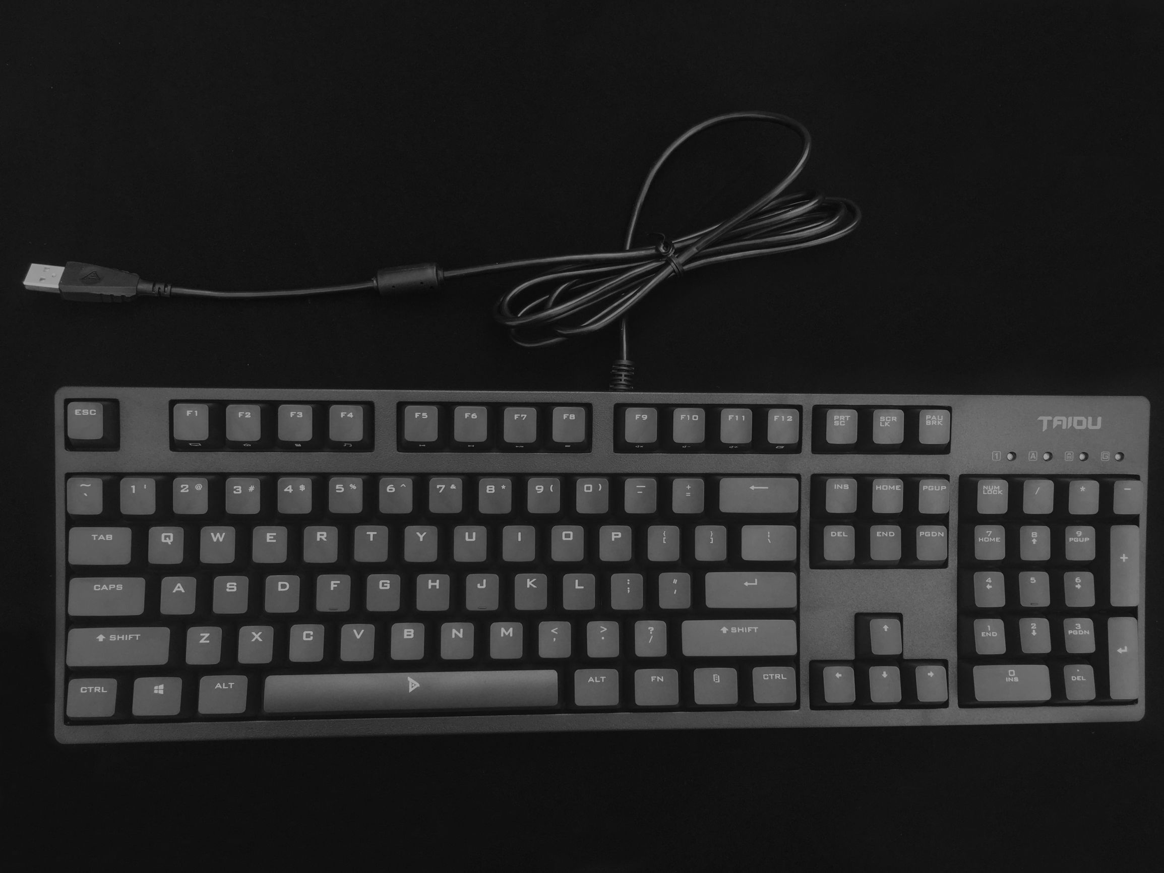 玩游戏选择机械键盘什么轴,玩游戏什么品牌机械键盘比较适合