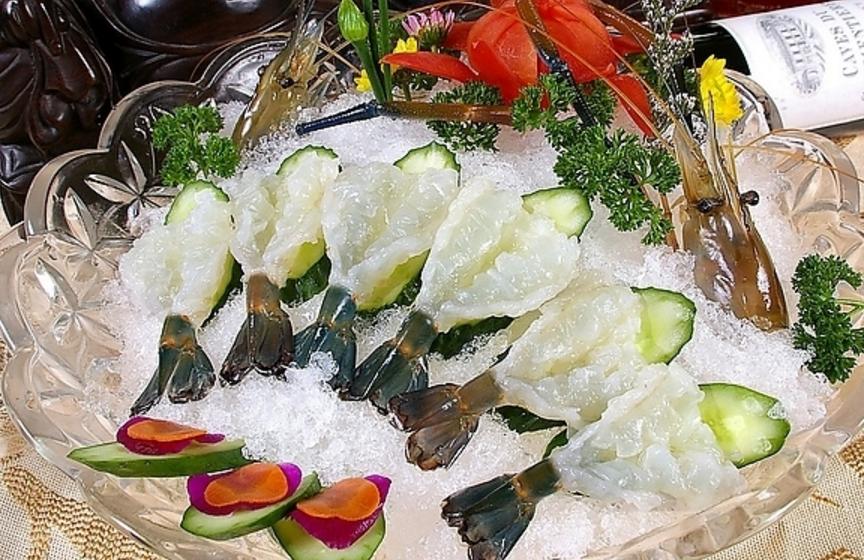 相亲高瘦女太狠了!海归男不跑才怪,居然点了10只这种虾刺身!你知道是什么虾吗?