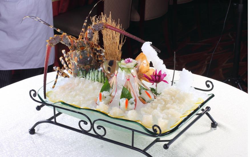 相亲高瘦女太狠了!海归男不跑才怪,居然点了10只这种虾刺身!你知道是什么虾吗?