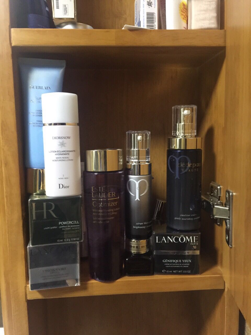 贵妇护肤cpb精华怎么样,贵妇精华抗老面霜好用吗