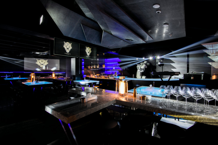 变形金刚机器人出水,变形金刚啤酒机器人