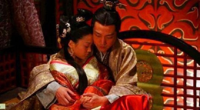 皇帝死后，妃子有四种处置方法，前三种挺幸福，最后一种绝了！