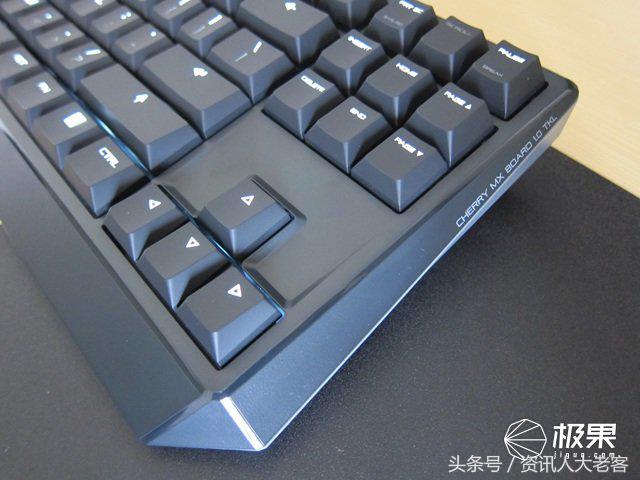 这就是“最正宗”的青轴了——CHERRYMXBOARD1.0TKL引发的思考