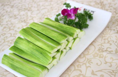 漂亮MM不再为斑点而苦恼,因为学会了这些