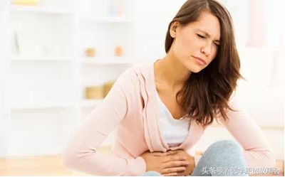 22岁女子肚子疼晕倒,女子腹痛晕倒