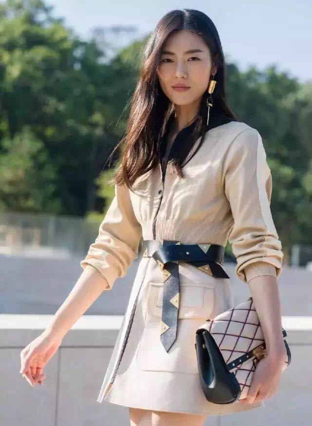 中分适合短脸吗,为什么中分反而显脸大