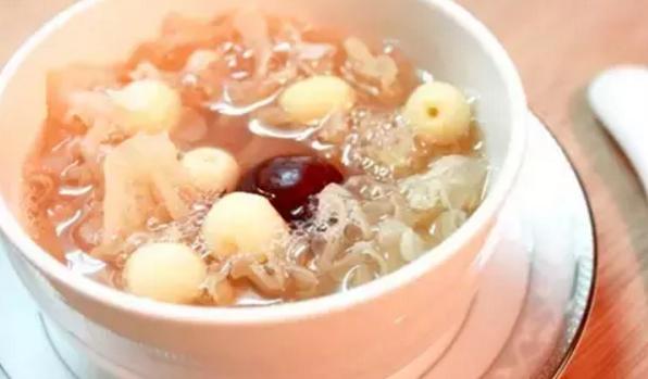 如何正确判断嘴巴苦是什么原因,嘴巴苦是什么原因导致的怎么解决