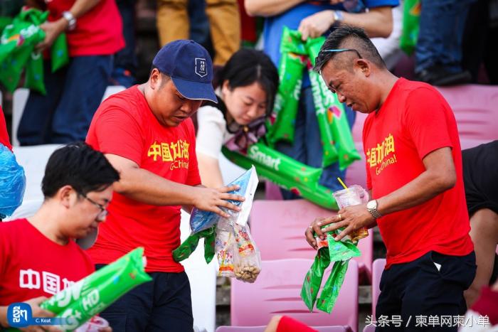 柬埔寨力挺中国,柬埔寨球迷跟中国球迷