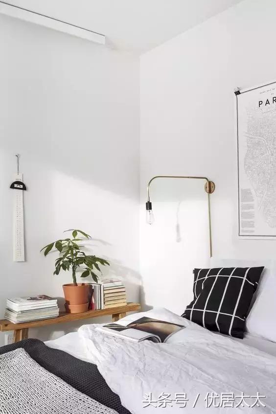 你的床屏该变变样子了,不要只会挂婚纱照了