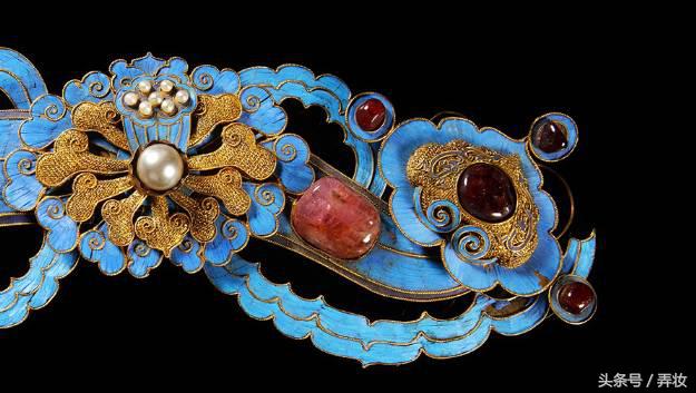 故宫爸爸一出手，彩妆届都抖三抖！