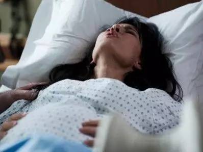 临产前怎么看胎心,临产怎么看破水