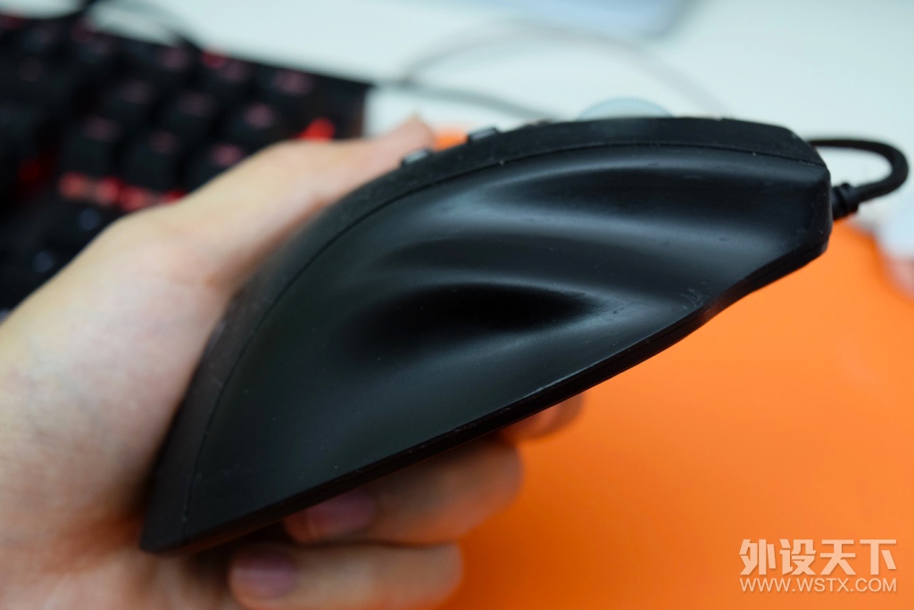 缝缝补补又三年QAPD8K鼠标修复记顺带拆解