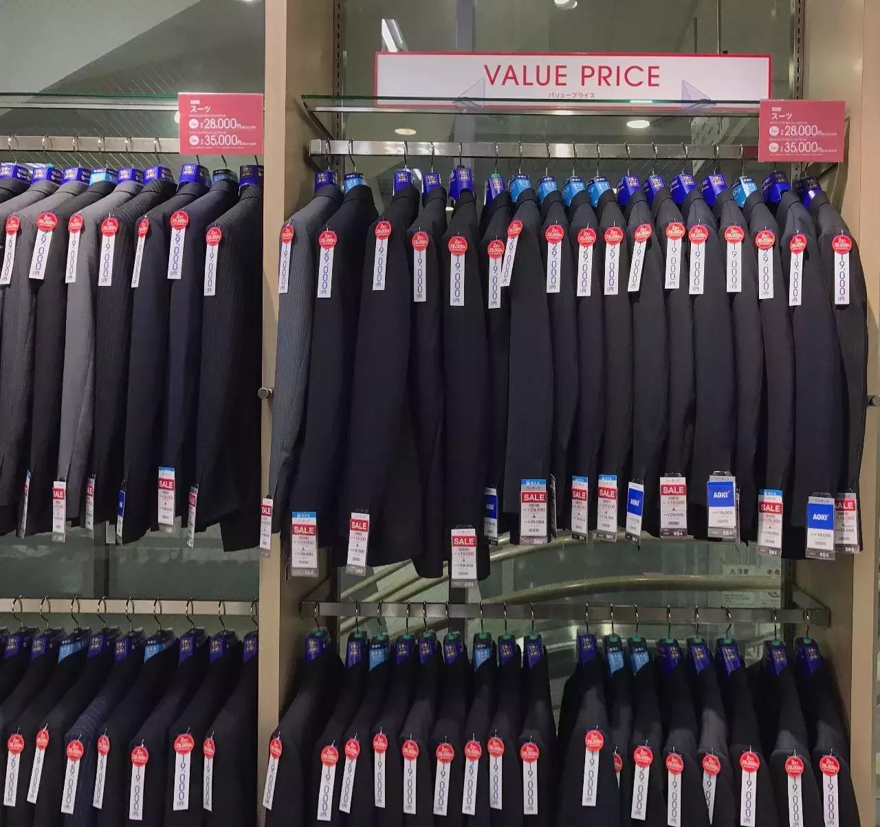 为什么日本那么多年轻人穿西装,日本人什么时候开始流行穿西装