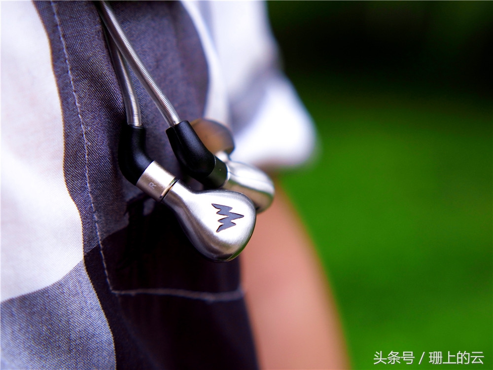 威泽耳机h101,耳机威泽a15深度测评