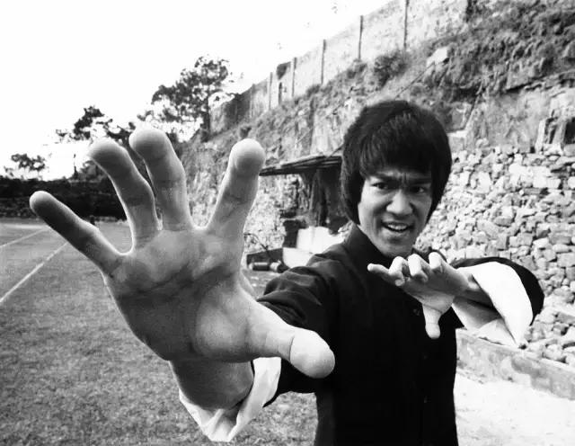 李小龙逝世50周年电影,李小龙逝世49周年纪念视频