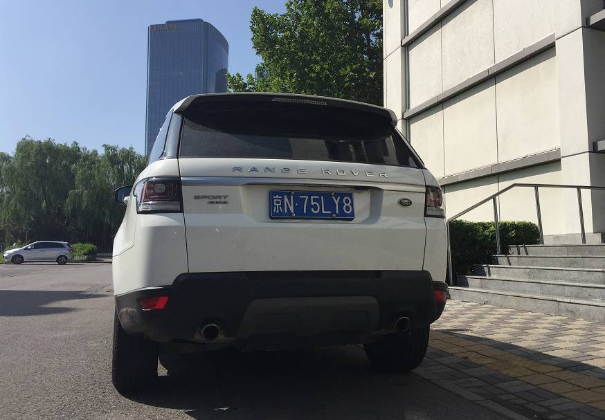 路虎揽胜运动版深度试驾,试驾路虎揽胜行政加长