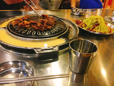 这么热个天，我却选了一家烤肉店？这个谜怎么破！