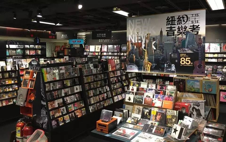 没人买纸质书的时候,诚品书店靠什么活下来?这个故事很励志