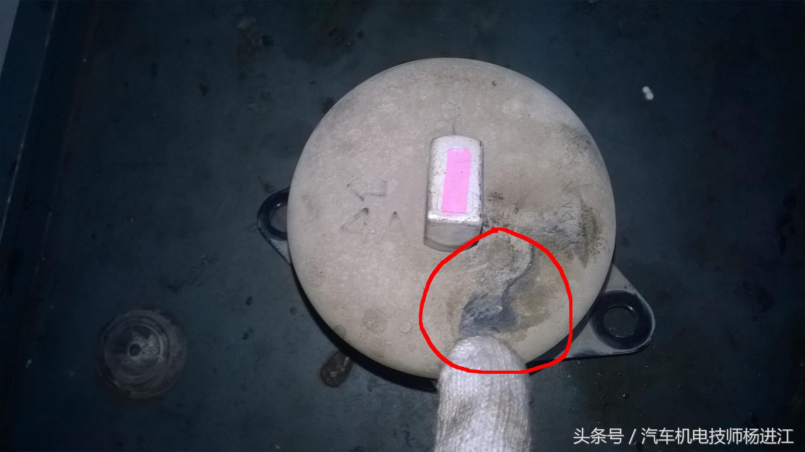 本田雅阁开空调挂挡抖,本田雅阁开空调车子抖动怎么回事