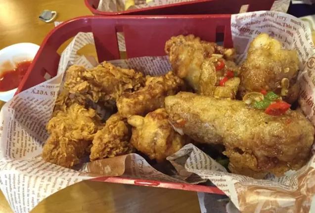 德克士炸鸡和肯德基炸鸡,网红炸鸡店哪个牌子好