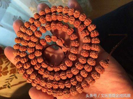 小金刚菩提泡水出现色差能玩吗,小金刚菩提假货会有色差吗