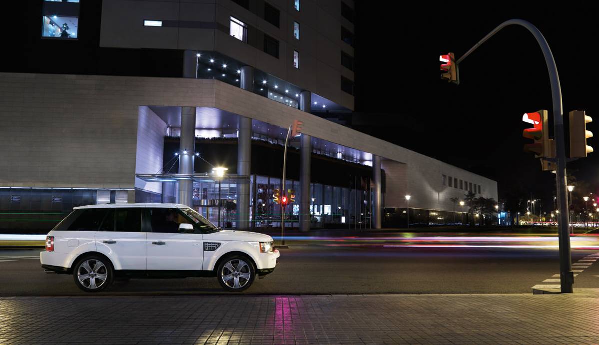 路虎揽胜运动版深度试驾,试驾路虎揽胜行政加长