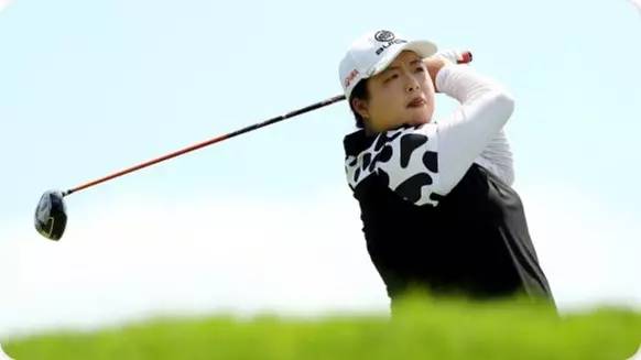 中国选手冯珊珊,女子巡回赛冯珊珊夺冠视频