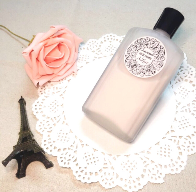 盘点五款大神级的化妆水，价格几十到上千，调理水油平衡并保湿