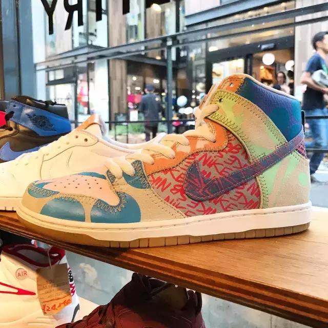 逛完这10家原宿球鞋店后,爆款冷门你想要的这里都有!
