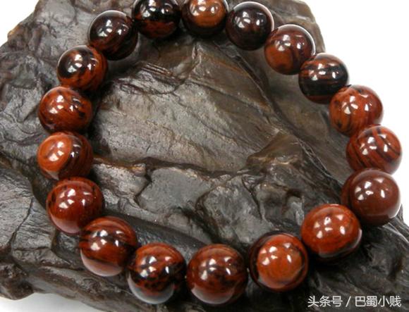 黑曜石饰品有假货吗,黑曜石牌子真假鉴别