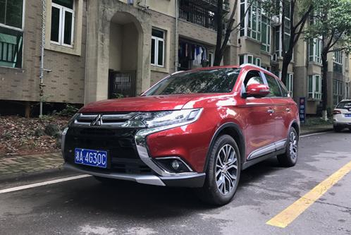 荣放日产奇骏怎么选,荣放奇骏四驱