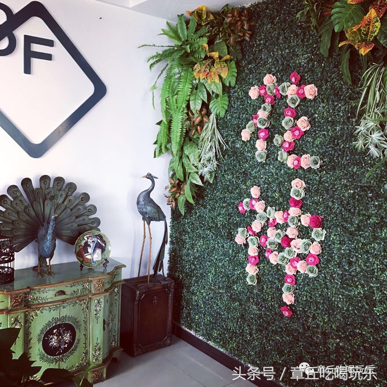 章丘高温天的终极必杀技！这家高颜值咖啡馆要被挤爆了！甩给你1块的果汁票子要不要！