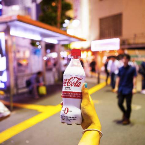 下次去日本请帮我代购一箱可乐，谢谢