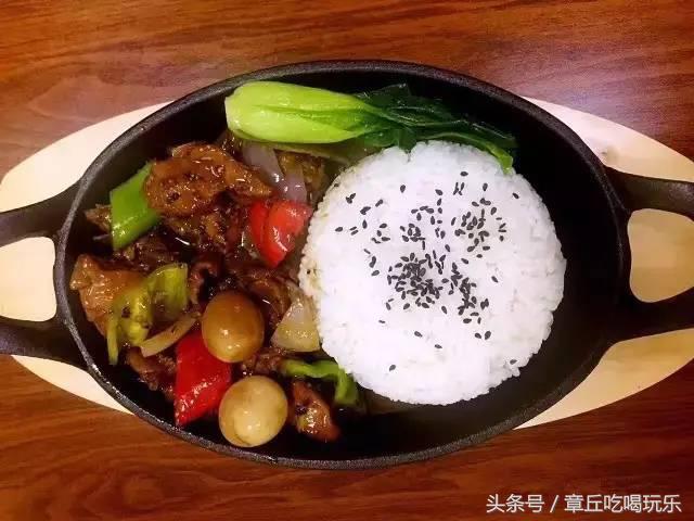章丘维华福喜美食城,福喜美食城