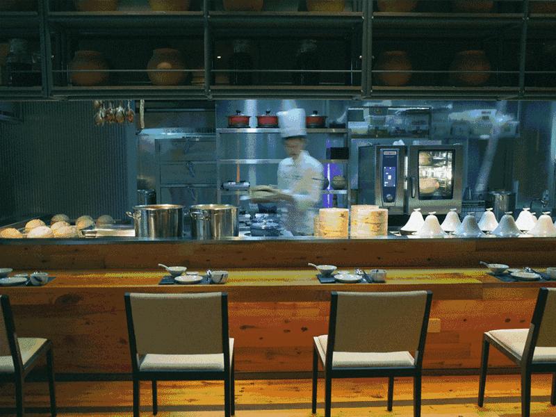 一天卖掉60只生烤乳鸽，卤切肥肠要配小米酒！杭州的深夜小酒馆是这样的