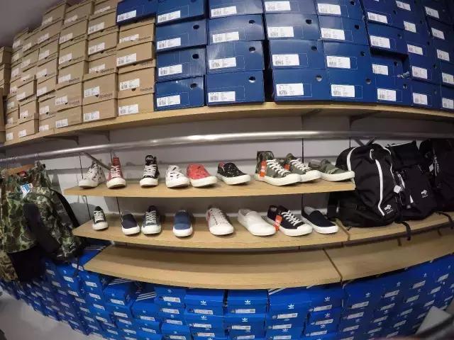 逛完这10家原宿球鞋店后,爆款冷门你想要的这里都有!