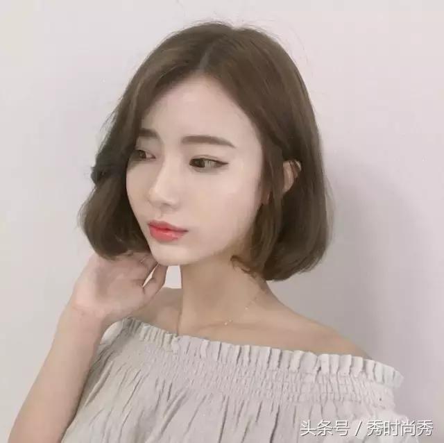 韩系外翻中短发高级感,短发发尾外翻发型