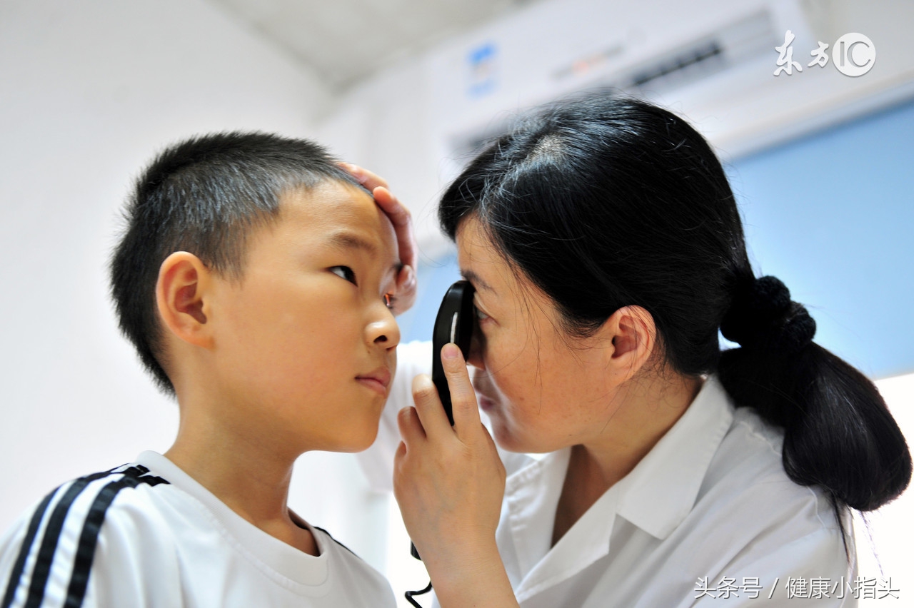 如何分辨近视眼是真性还是假性,假性近视怎么恢复正常的视力