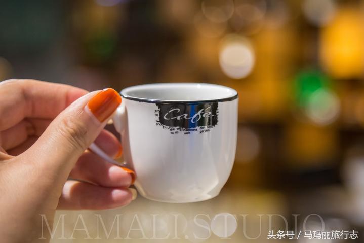 住赏气质喆啡,一辆复古老爷车把你接到咖啡馆的家