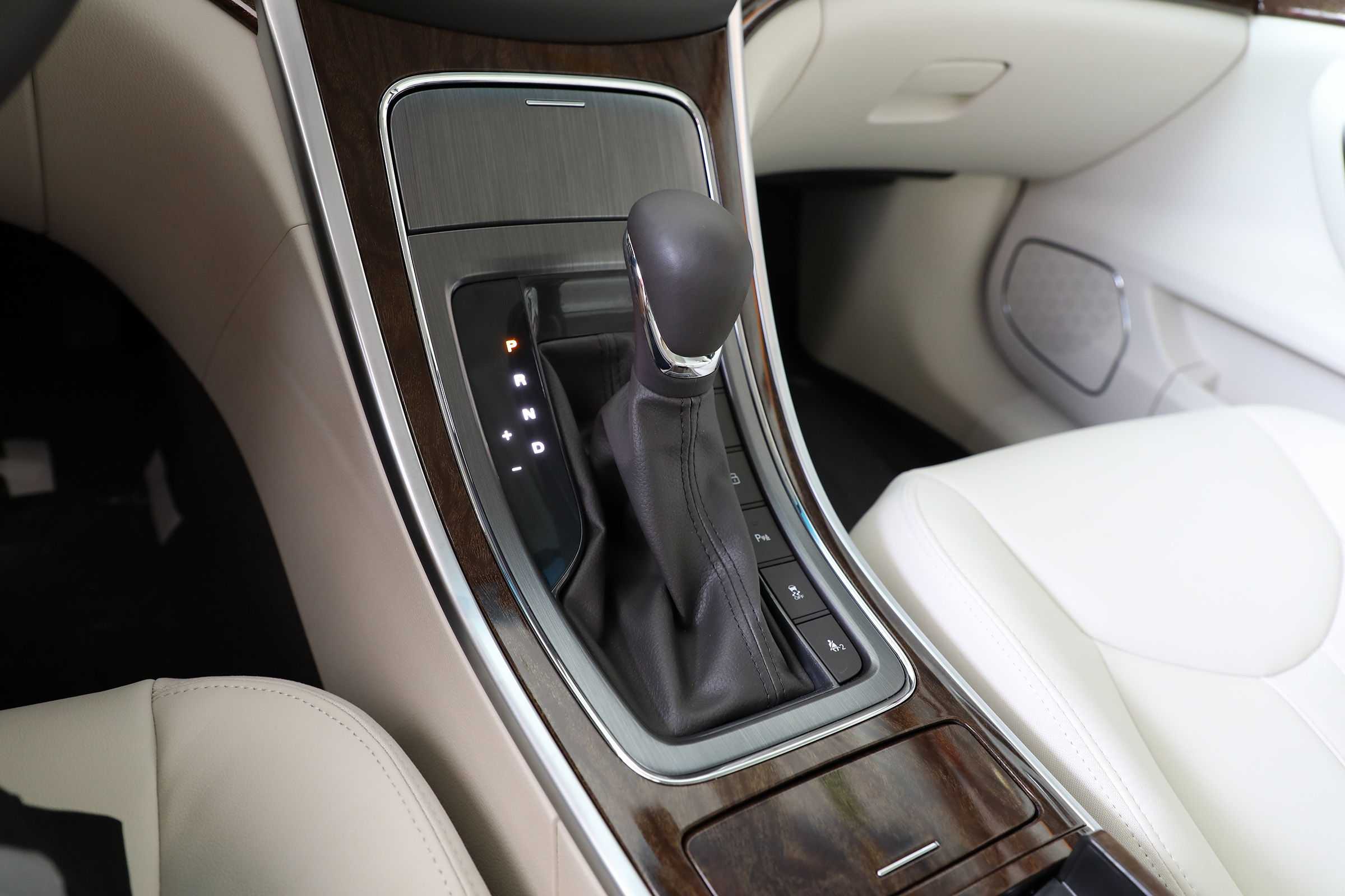 荣威950最新款,荣威950测评