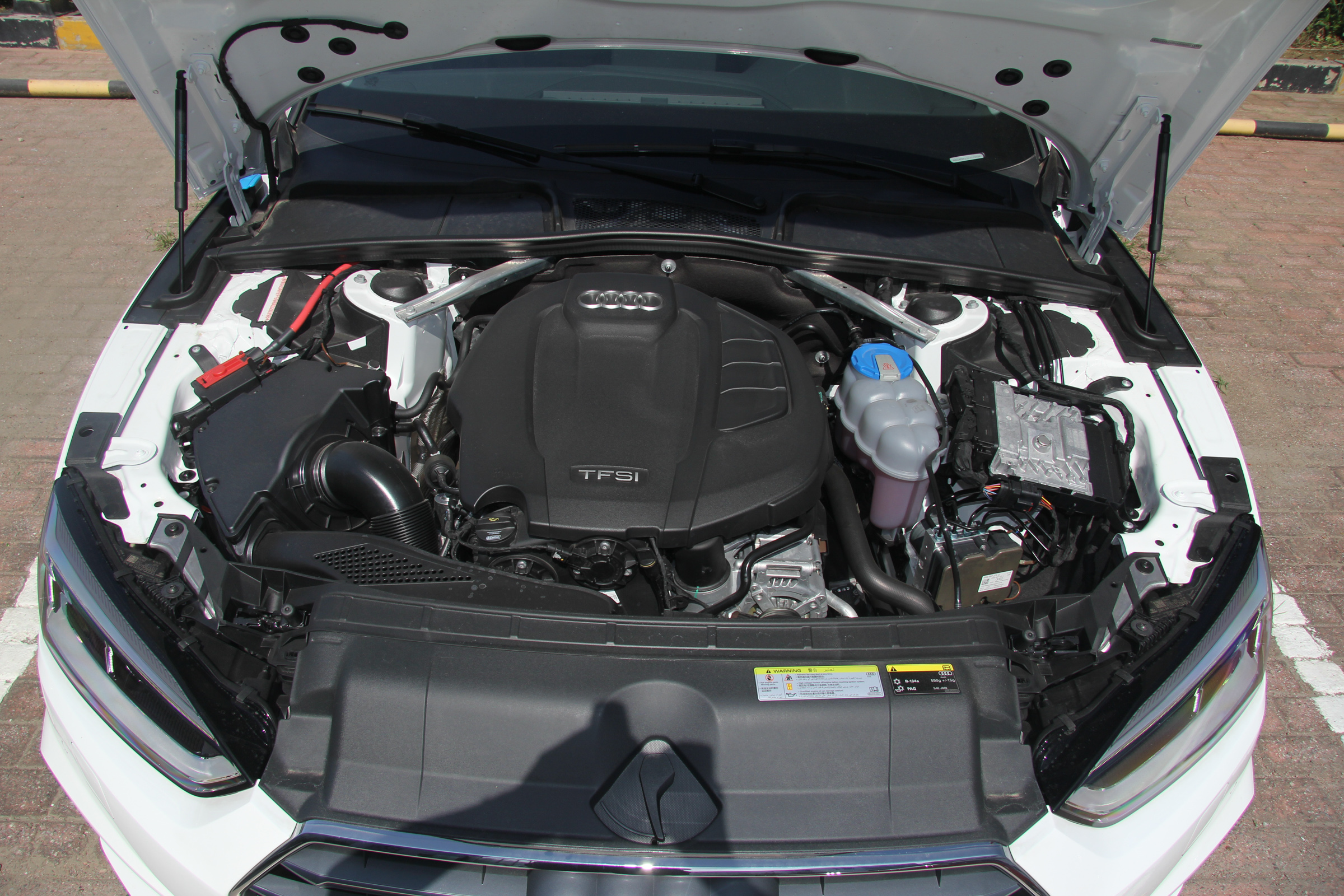 评价奥迪A5,新款奥迪a5硬底