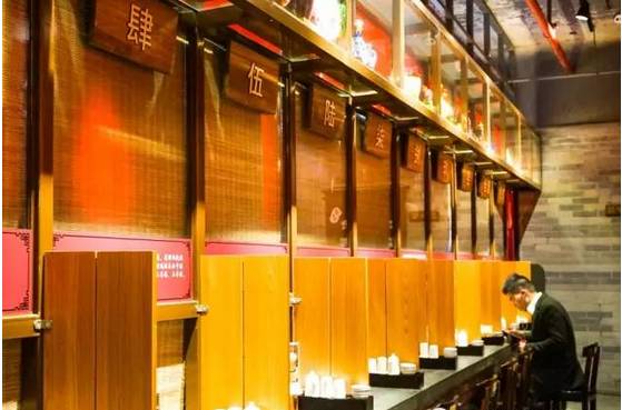 带朋友吃饭去哪里吃最好,出去吃什么面条好吃