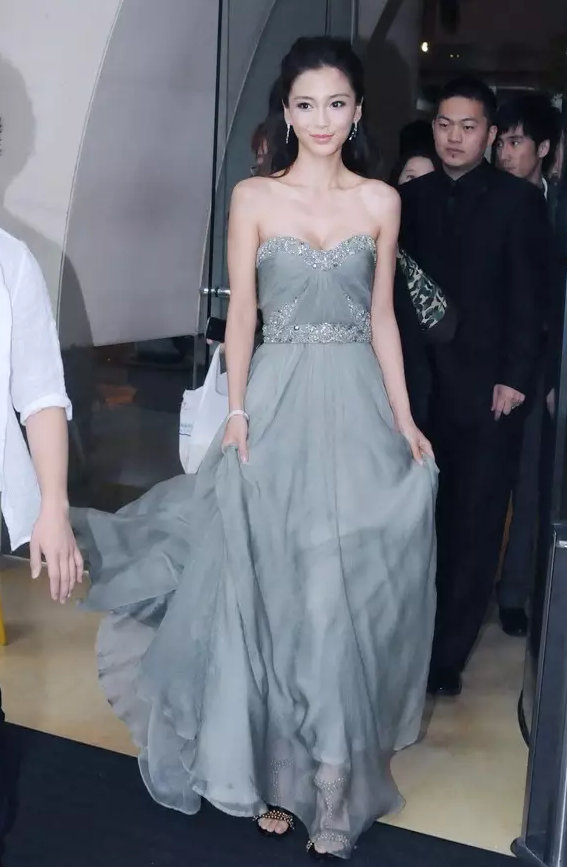 杨颖现实中跟网红的对比,不要紧没关系歌曲完整版