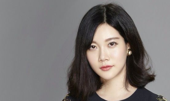 明明能靠脸吃饭，却叫板直男癌的2016创业女神