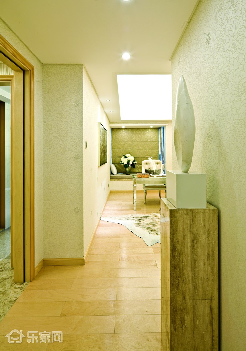 吊顶需不需要安装？看到同事装的吸顶灯，肠子真的悔青了！