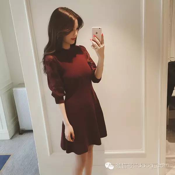 用韩版衣衣演绎端庄优雅女人味 稳扎稳打做名媛